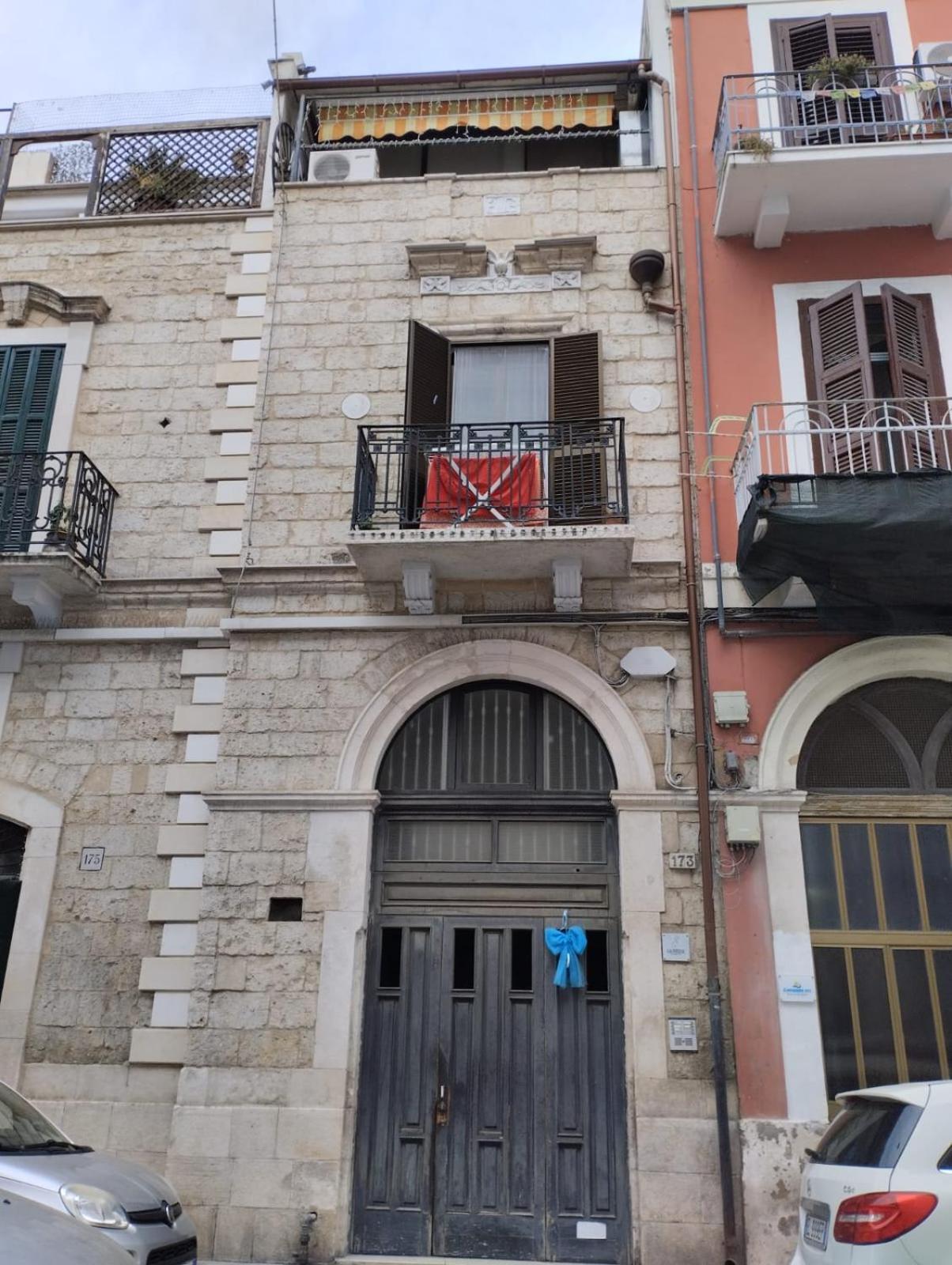 La Pieza Hotel Bari Bagian luar foto